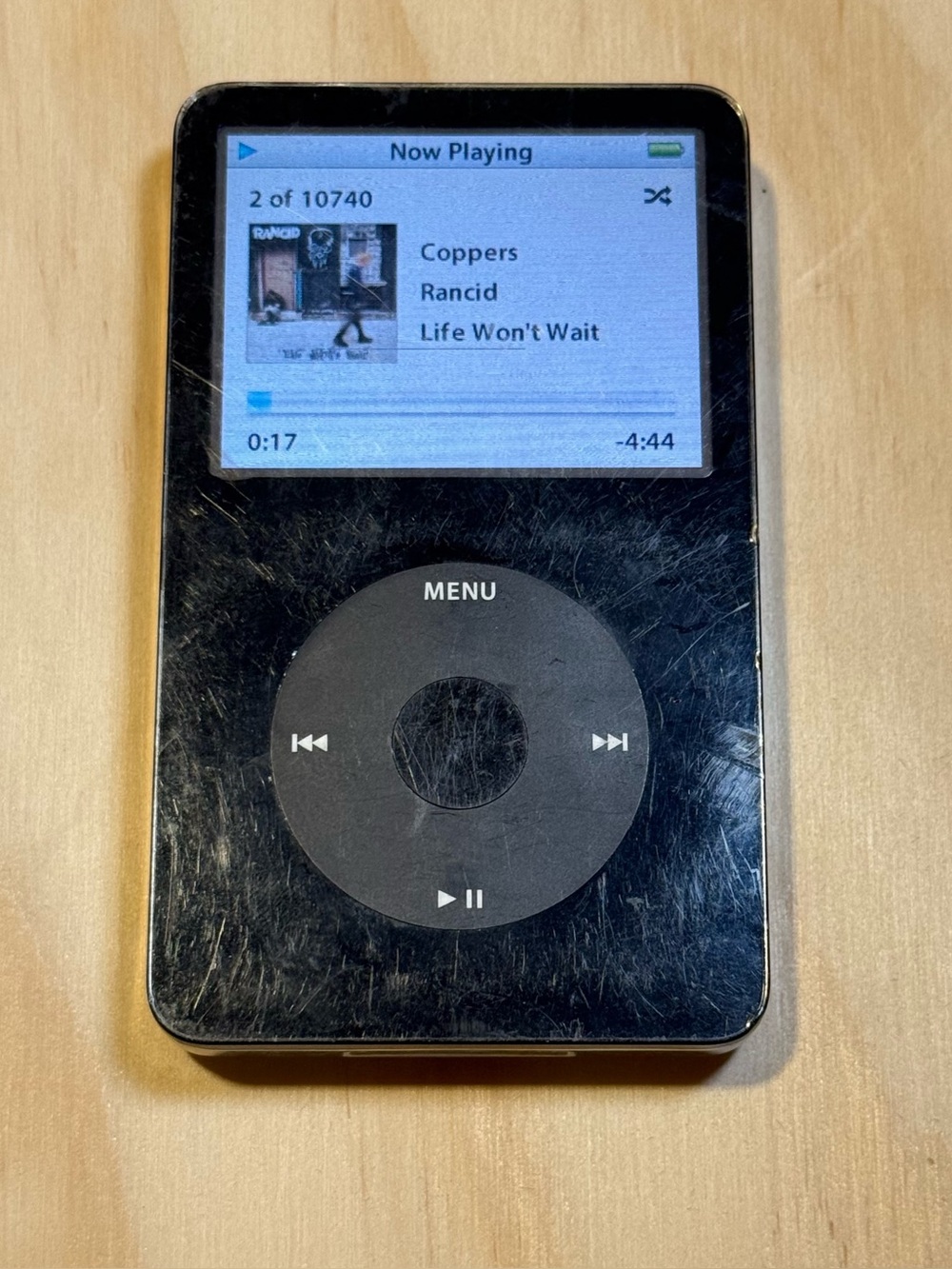 iPod Model:A1136 5TH GEN 60GB Blk Tested Good w/10740-Songs/Charg Read Info Blw!